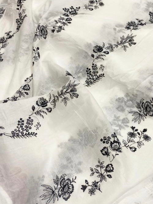 Lawn Dyeable dupatta