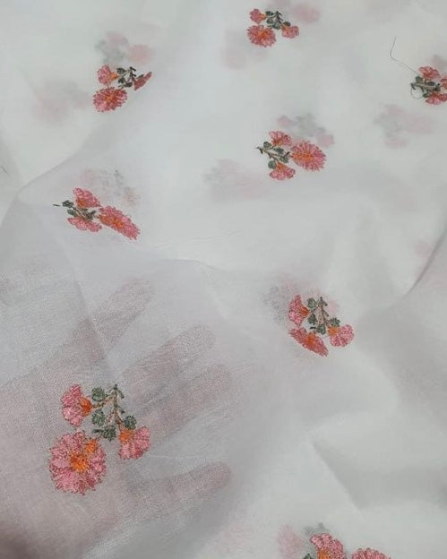 Lawn Dyeable dupatta
